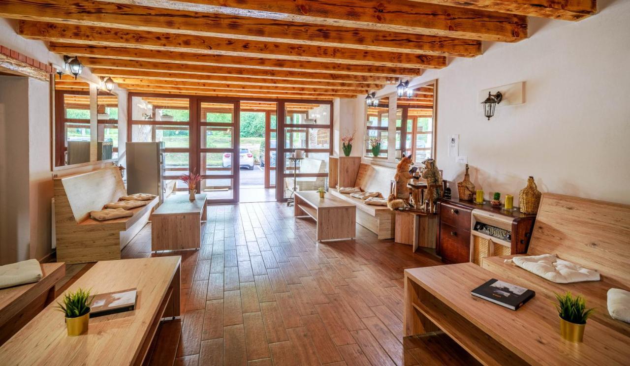 Resort Big House Plitvicka Jezera Licko Petrovo Selo Luaran gambar