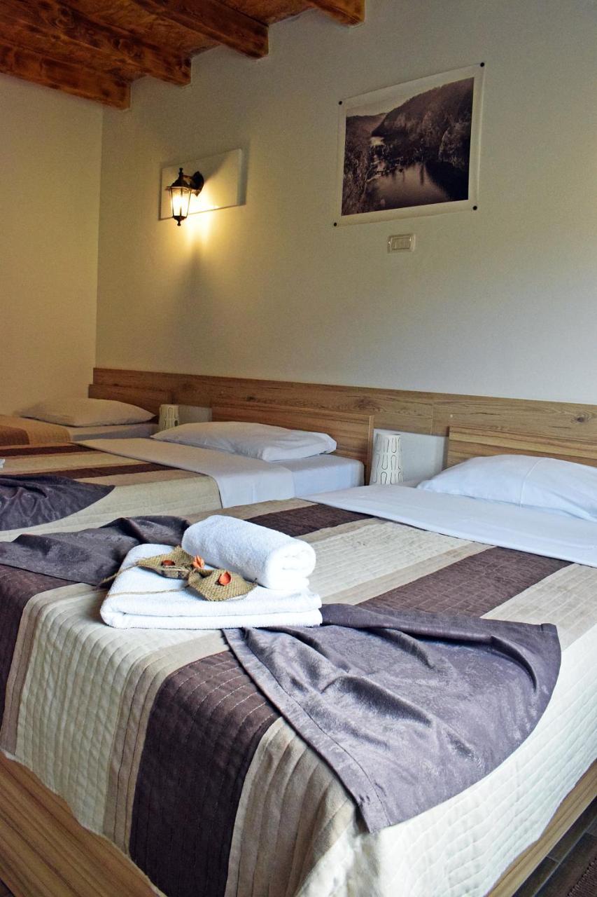 Resort Big House Plitvicka Jezera Licko Petrovo Selo Luaran gambar